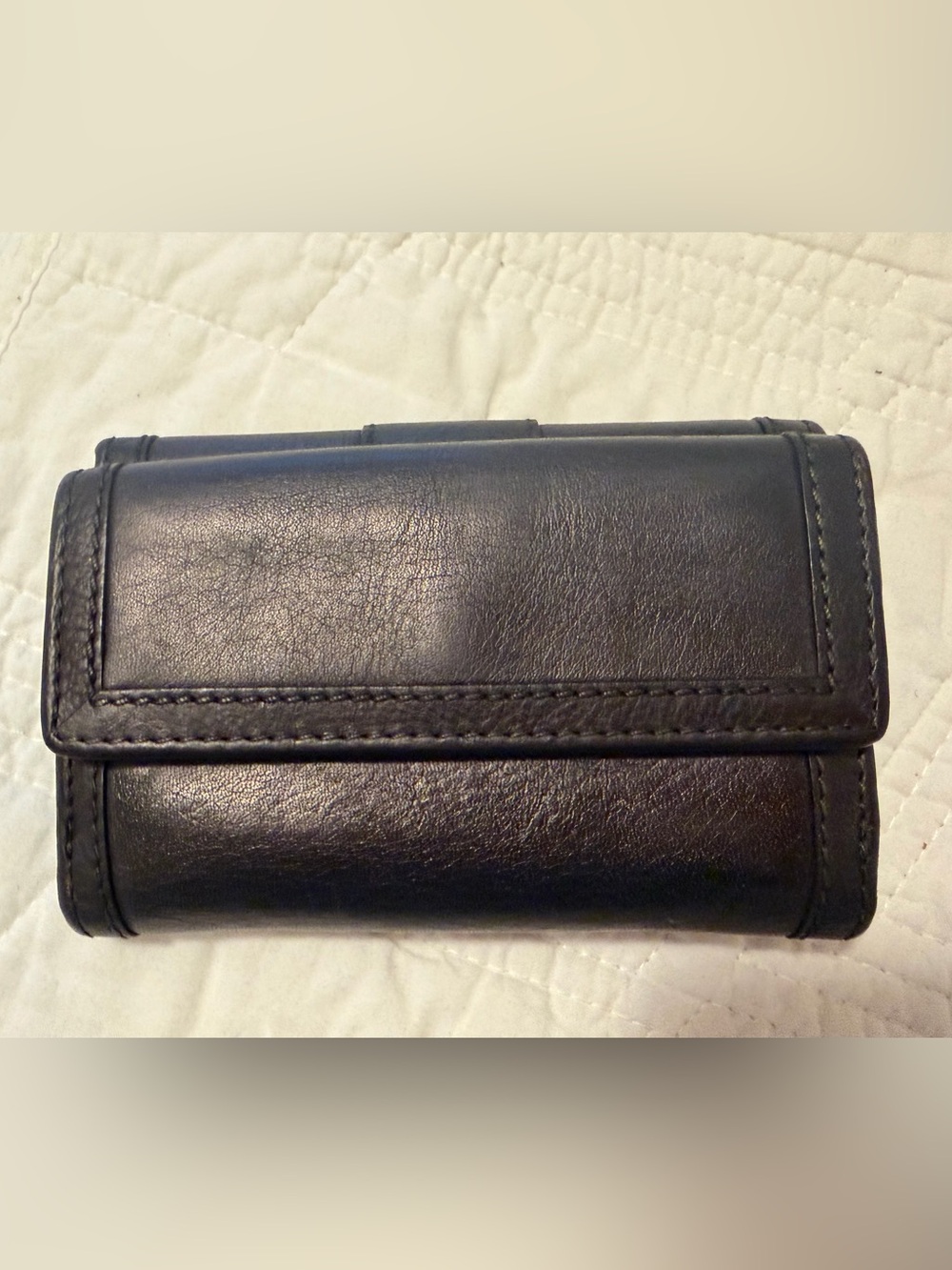 Coach Hampton Black Leather Trifold Wallet with Embossed Logo - Picture 2 of 9